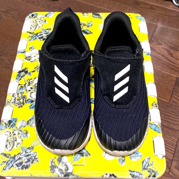 Adidas toddler sneakers - Picture 2 of 5